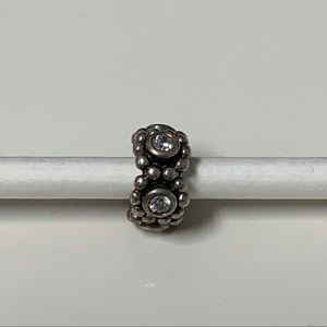 Authentic Pandora - Her Majesty Clear Spacer/Charm